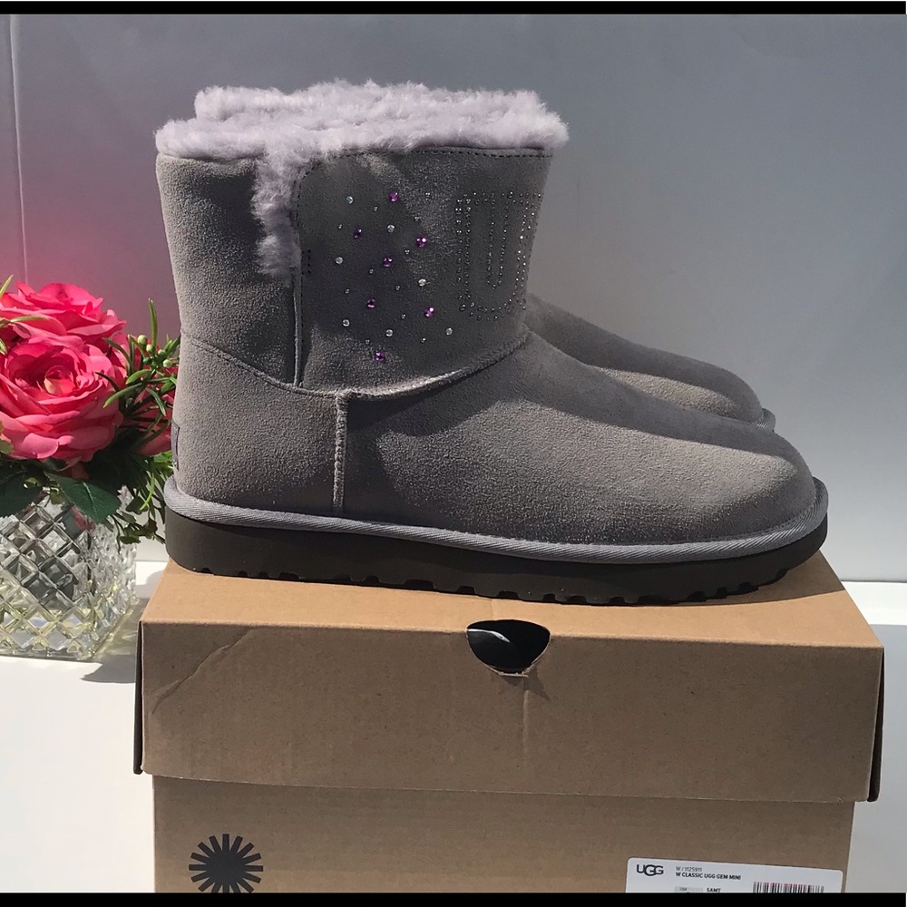 UGG Classic UGG Gem Mini Boots - Picture 7 of 10